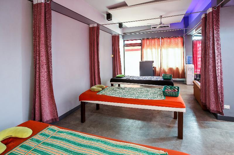 Super Oyo Capital O 786 Kwe Hotel And Resort Анхелес Экстерьер фото